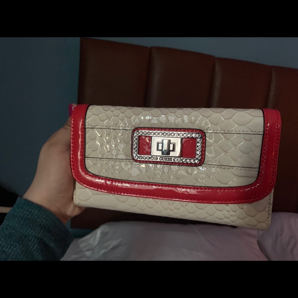 Wallet Guess New